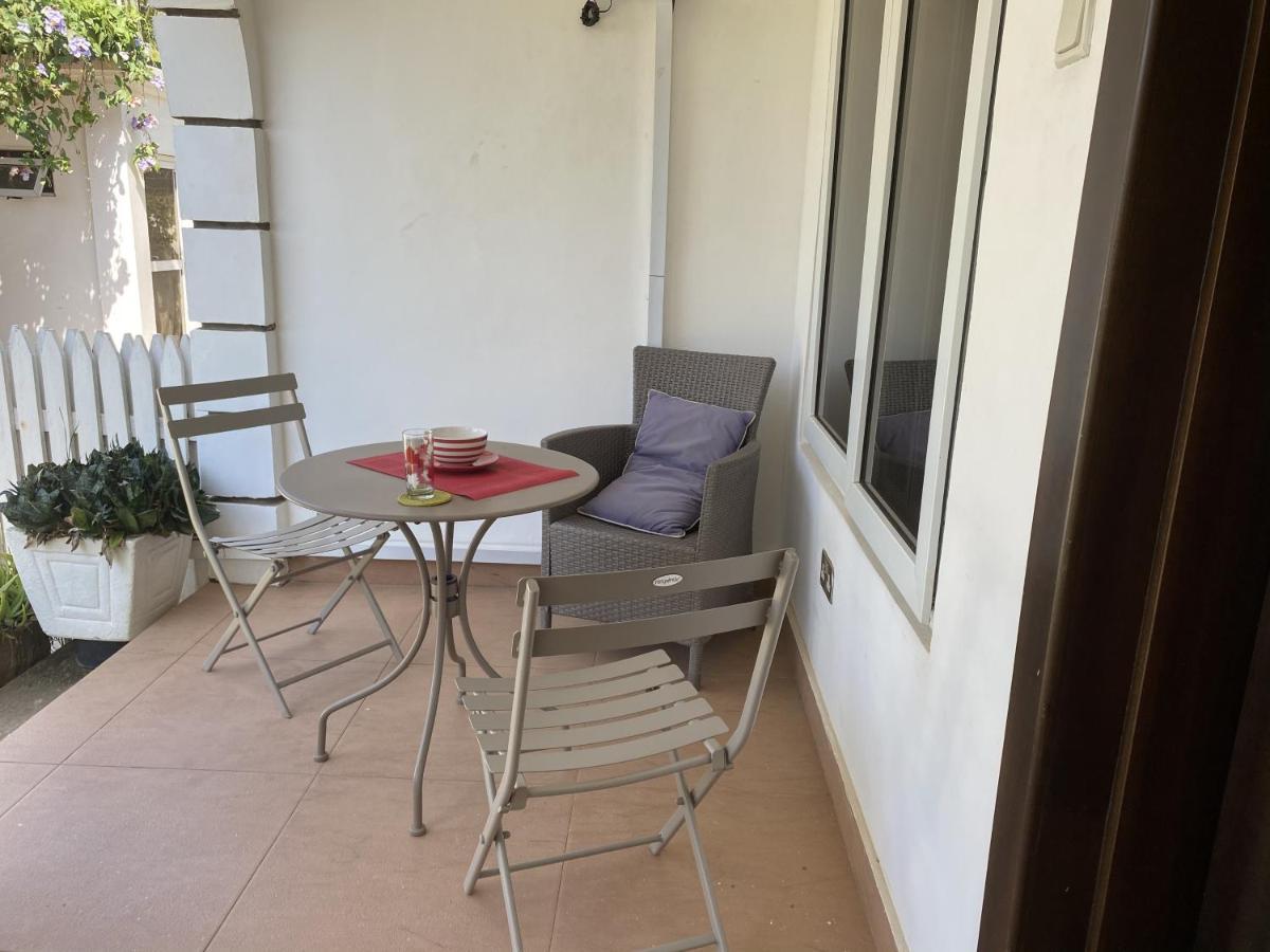 B Bakerstreet - Beautiful Two Bedroom Apartment Accra Extérieur photo